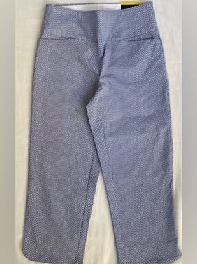 NWT STYLE AND CO Blue and White Checkered Capri Pants with Pockets, Waistband